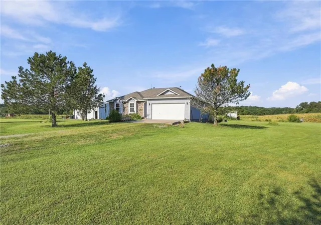 Photo 1 of Single family home for sale at 17363 247th Street, Tonganoxie, KS 66086 | MLS# 2635232 | Listing updated on 2026-09-28
