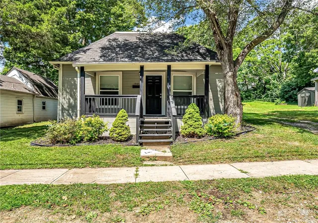 Photo 1 of Single family home for sale at 510 N Grover St, Liberty, MO 64068 | MLS# 2635316 | Listing updated on 2026-09-30