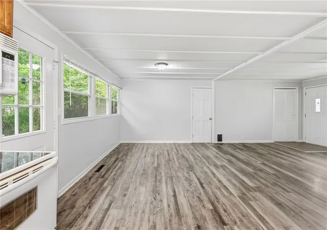 Photo 3 of Single family home for sale at 6108 N Charlotte St, Kansas City, MO 64118 | MLS# 2635489 | Listing updated on 2026-10-20