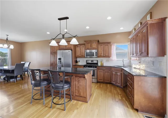 Photo 4 of Single family home for sale at 805 Bellflower Ln, Greenwood, MO 64034 | MLS# 2635538 | Listing updated on 2026-09-17