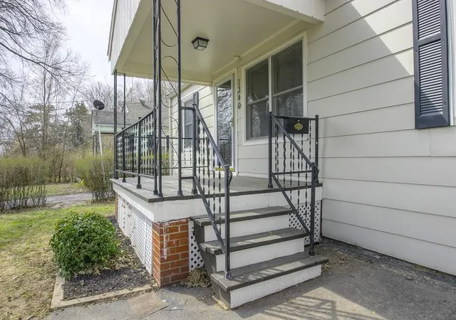 Photo 2 of Single family home for sale at 1340 S Main St, Independence, MO 64055 | MLS# 2635594 | Listing updated on 2026-09-17