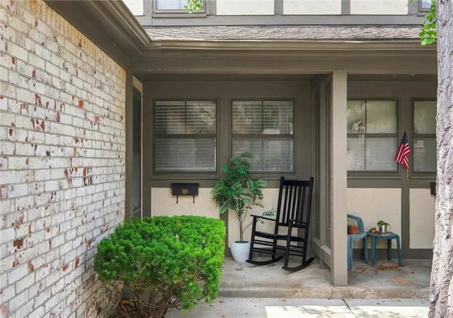 Photo 3 of Townhouse for sale at 10220 Foster St, Overland Park, KS 66212 | MLS# 2636300 | Listing updated on 2026-09-16
