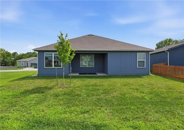 Photo 3 of Single family home for sale at 1708 Maci St, Belton, MO 64012 | MLS# 2636594 | Listing updated on 2026-09-16