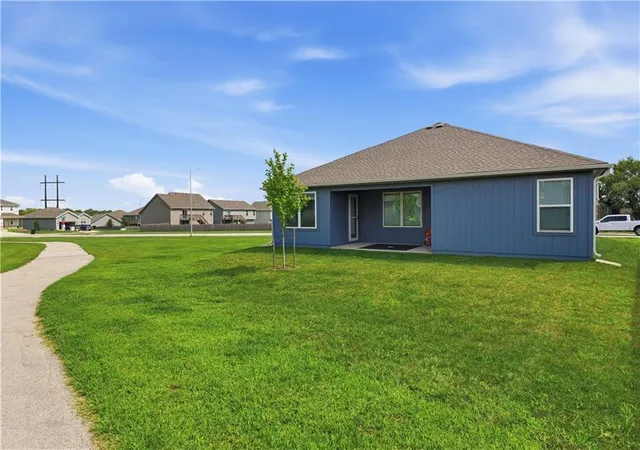Photo 4 of Single family home for sale at 1708 Maci St, Belton, MO 64012 | MLS# 2636594 | Listing updated on 2026-09-16