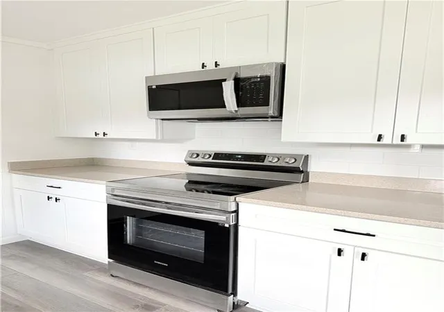 Photo 3 of Single family home for sale at 920 S New York Ave, Sedalia, MO 65301 | MLS# 2636727 | Listing updated on 2026-10-08