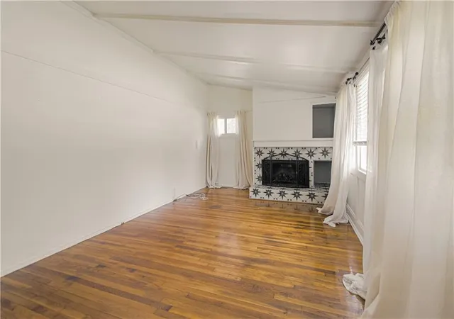 Photo 3 of Single family home for sale at 6904 Nw Belvidere Pkwy, Kansas City, MO 64152 | MLS# 2636800 | Listing updated on 2026-09-16