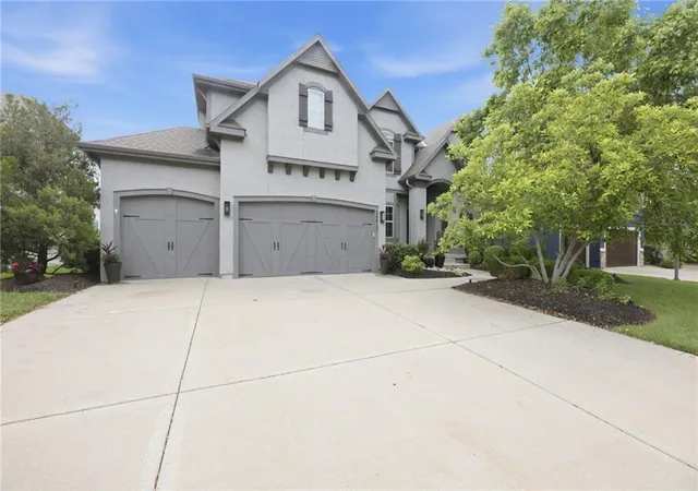 Photo 2 of Single family home for sale at 24913 W 98th Street, Lenexa, KS 66227 | MLS# 2637227 | Listing updated on 2026-10-10