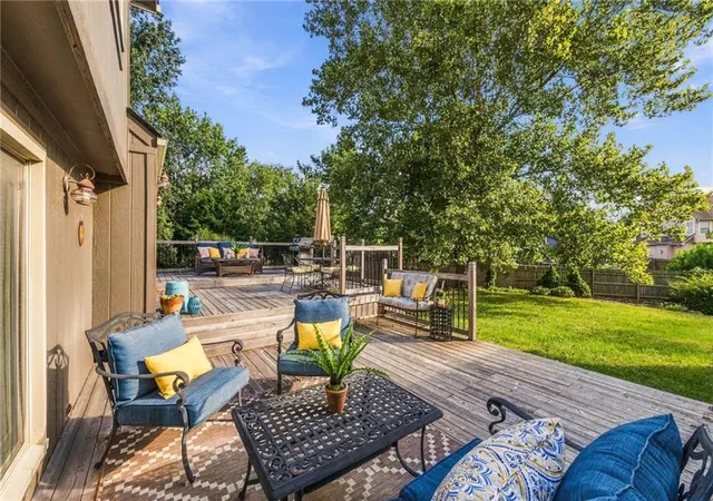 Photo 2 of Single family home for sale at 2209 S Scarborough St, Olathe, KS 66062 | MLS# 2637813 | Listing updated on 2026-09-30