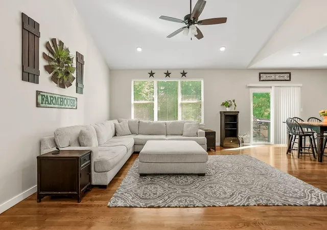 Photo 3 of Single family home for sale at 211 Hillside Dr, Baldwin City, KS 66006 | MLS# 2638238 | Listing updated on 2026-10-08