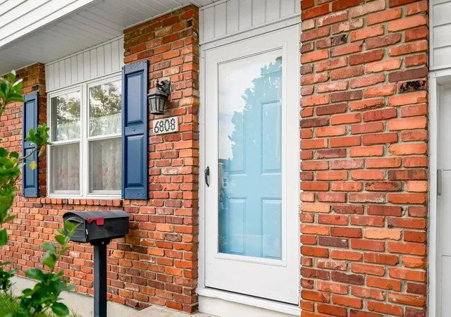 Photo 2 of Multi family home for sale at 6808 N Askew Ave, Gladstone, MO 64119 | MLS# 2638341 | Listing updated on 2026-09-17
