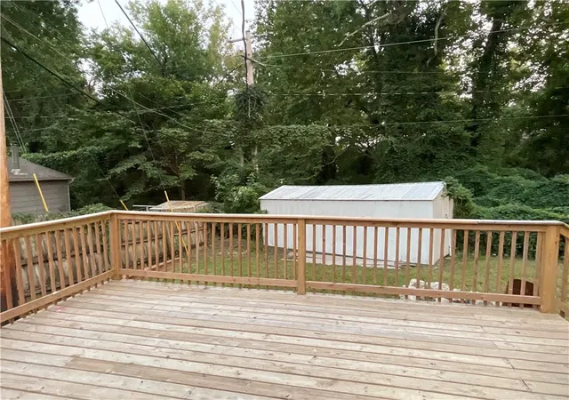 Photo 4 of Single family home for sale at 1111 Ne 43Rd St, Kansas City, MO 64116 | MLS# 2638576 | Listing updated on 2026-09-28