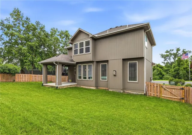 Photo 3 of Single family home for sale at 24504 W 80Th Pl, Lenexa, KS 66227 | MLS# 2638660 | Listing updated on 2026-09-29