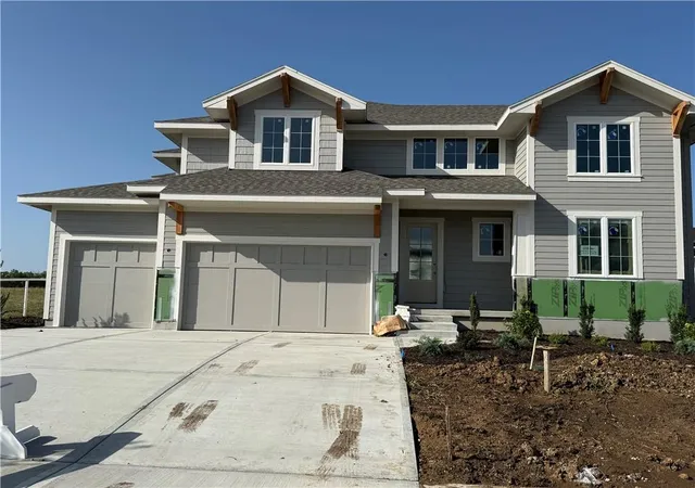 Photo 1 of Single family home for sale at 12514 W 184th Terrace, Overland Park, KS 66013 | MLS# 2638702 | Listing updated on 2026-09-18