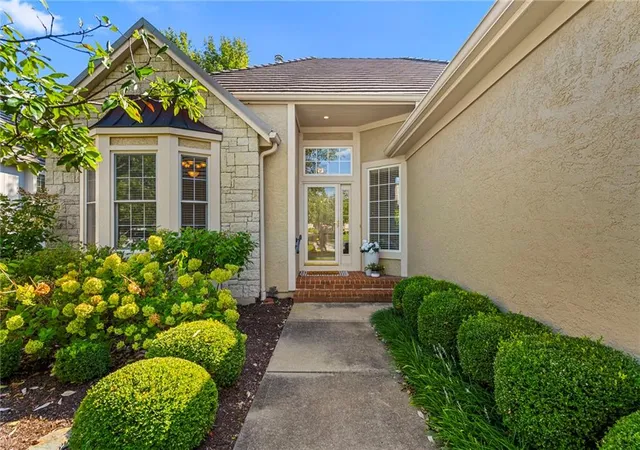 Photo 2 of Sale Pending at 11511 W 143rd Terrace, Olathe, KS 66062 | MLS# 2639391 | Listing updated on 2026-10-02