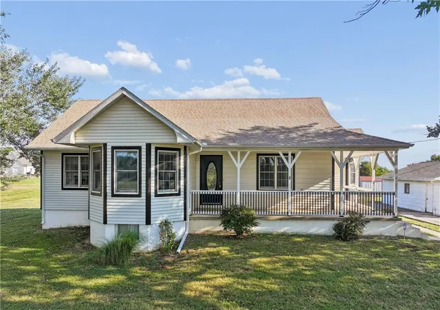 Photo 1 of Sale Pending at 32130 W 363 Street, Osawatomie, KS 66064 | MLS# 2639705 | Listing updated on 2026-10-05
