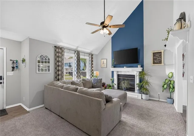 Photo 3 of Single family home for sale at 306 Lakeland Dr, Smithville, MO 64089 | MLS# 2639789 | Listing updated on 2026-10-03