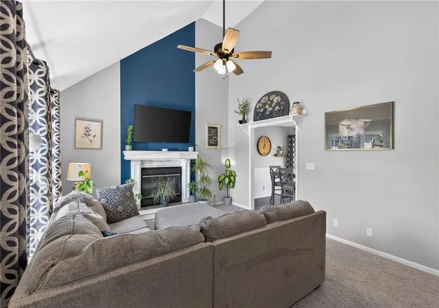 Photo 3 of Single family home for sale at 306 Lakeland Dr, Smithville, MO 64089 | MLS# 2639789 | Listing updated on 2026-10-03