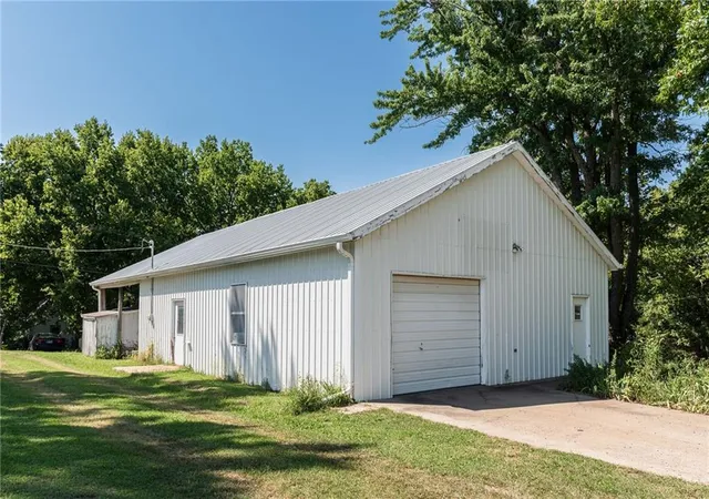 Photo 3 of Sale Pending at 906 Sycamore St, Valley Falls, KS 66088 | MLS# 2640008 | Listing updated on 2026-09-24