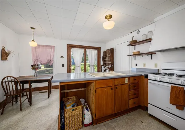 Photo 3 of Sale Pending at 906 Sycamore St, Valley Falls, KS 66088 | MLS# 2640008 | Listing updated on 2026-09-24