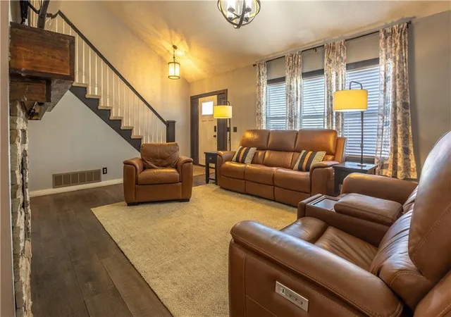 Photo 2 of Sale Pending at 621 Shepherd Rd, Lawson, MO 64062 | MLS# 2640071 | Listing updated on 2026-09-16