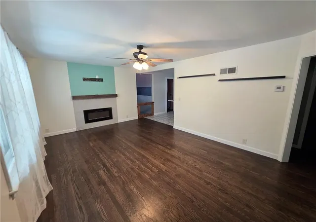 Photo 3 of Single family home for sale at 208 SW 5th Street, Lees Summit, MO 64063 | MLS# 2640124 | Listing updated on 2026-09-18