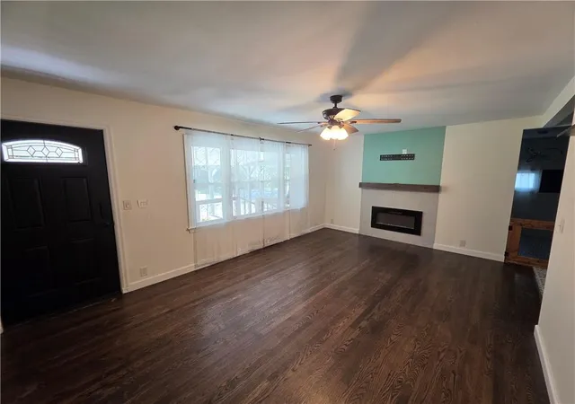 Photo 4 of Single family home for sale at 208 SW 5th Street, Lees Summit, MO 64063 | MLS# 2640124 | Listing updated on 2026-09-18