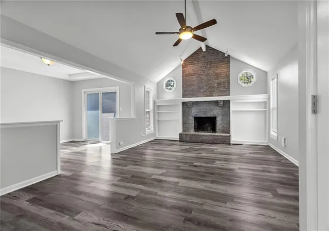 Photo 3 of Single family home for sale at 1748 Se Silkwood Ct, Lees Summit, MO 64063 | MLS# 2640129 | Listing updated on 2026-09-30