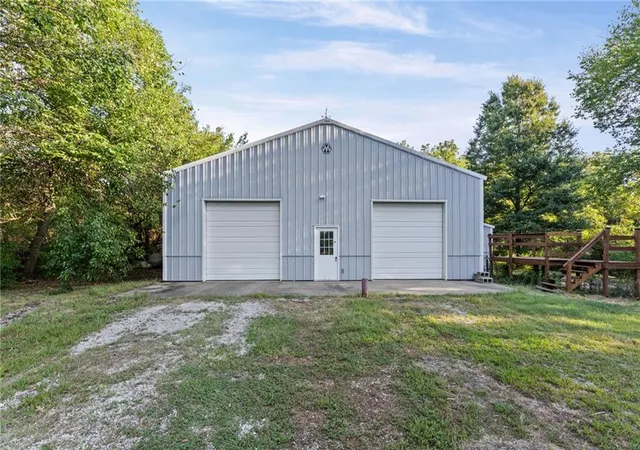 Photo 3 of Single family home for sale at 39041 Railroad Ave, Osawatomie, KS 66064 | MLS# 2640202 | Listing updated on 2026-09-17
