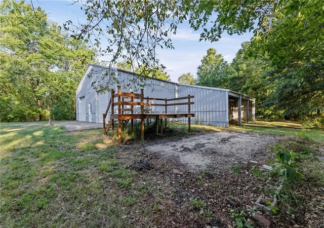 Photo 4 of Single family home for sale at 39041 Railroad Ave, Osawatomie, KS 66064 | MLS# 2640202 | Listing updated on 2026-09-17