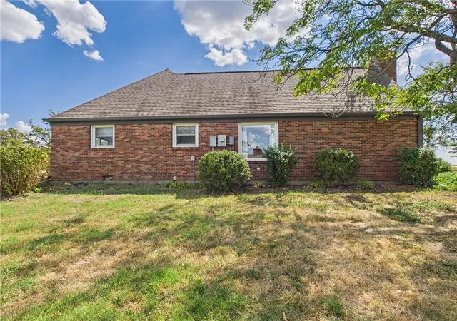 Photo 3 of Single family home for sale at 915 215th Street, Fort Scott, KS 66701 | MLS# 2640374 | Listing updated on 2026-09-16