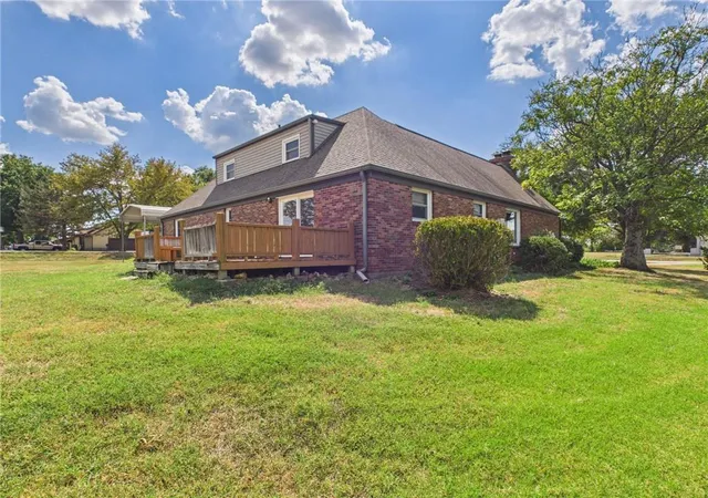 Photo 3 of Single family home for sale at 915 215th Street, Fort Scott, KS 66701 | MLS# 2640374 | Listing updated on 2026-09-16