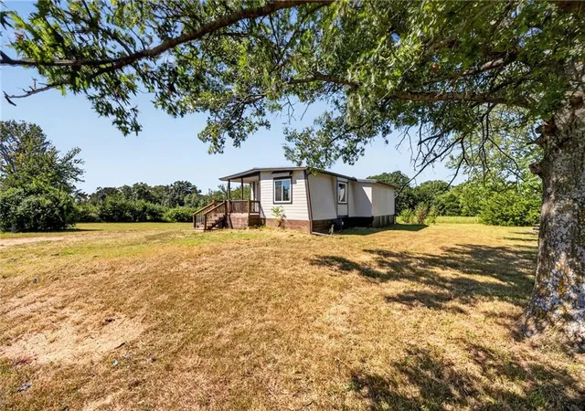 Photo 3 of Single family home for sale at 8497 Mockingbird Ln, Ozawkie, KS 66070 | MLS# 2640426 | Listing updated on 2026-10-09