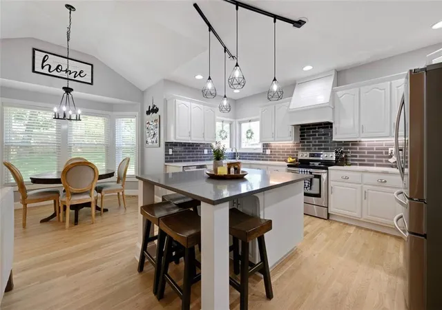 Photo 4 of Sale Pending at 202 Shoreline Dr, Louisburg, KS 66053 | MLS# 2640765 | Listing updated on 2026-09-28