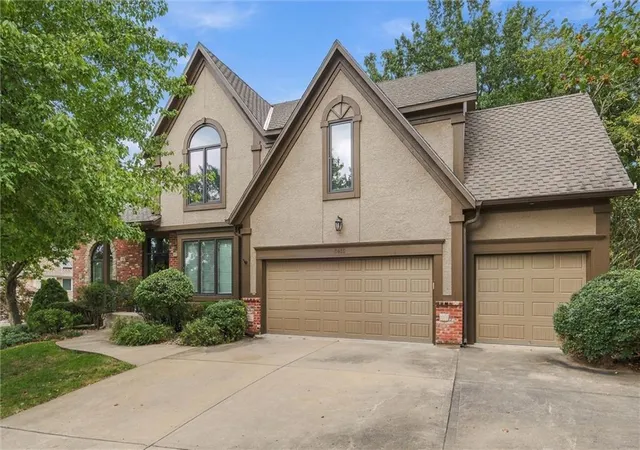 Photo 1 of Single family home for sale at 7815 N Kansas St, Kansas City, MO 64119 | MLS# 2640850 | Listing updated on 2026-09-17