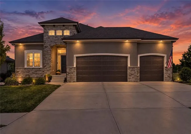 Photo 2 of Sale Pending at 25048 W 112th Terrace, Olathe, KS 66061 | MLS# 2640860 | Listing updated on 2026-09-13