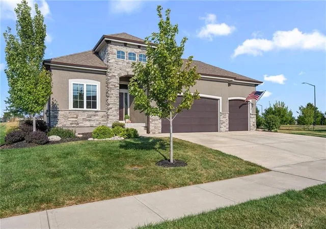 Photo 3 of Sale Pending at 25048 W 112th Terrace, Olathe, KS 66061 | MLS# 2640860 | Listing updated on 2026-09-13