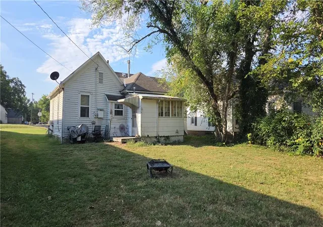 Photo 10 of Sale Pending at 124 Main St, Osawatomie, KS 66064 | MLS# 2640995 | Listing updated on 2026-10-09