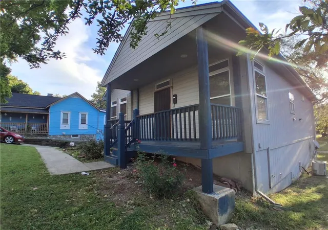Photo 20 of Single family home for sale at 711 Brooklyn Ave, Kansas City, MO 64124 | MLS# 2641101 | Listing updated on 2026-10-20