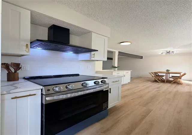 Photo 2 of Sale Pending at 8051 N Stoddard Ave, Kansas City, MO 64152 | MLS# 2641146 | Listing updated on 2026-09-14
