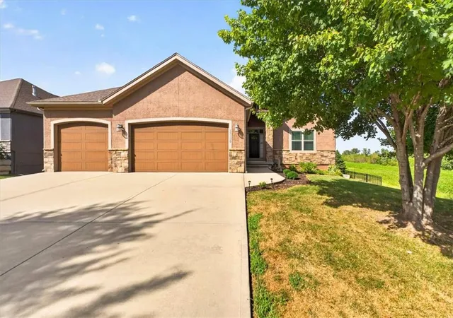 Single family home for sale at 17120 W 197th Place, Spring Hill, KS 66083 | MLS# 2641386