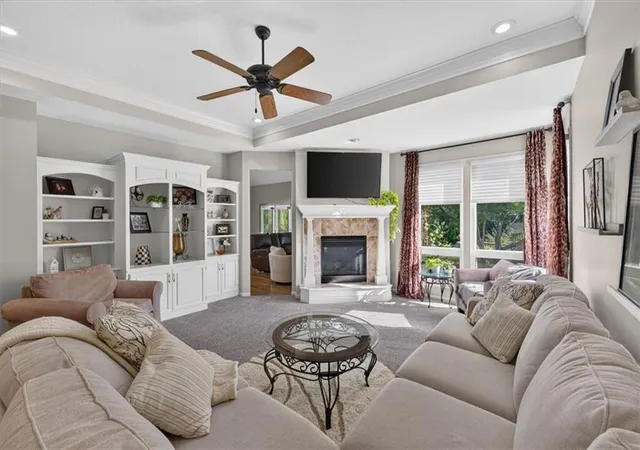 Photo 3 of Sale Pending at 2633 Sw Wintergarden Dr, Lees Summit, MO 64081 | MLS# 2641651 | Listing updated on 2026-09-22