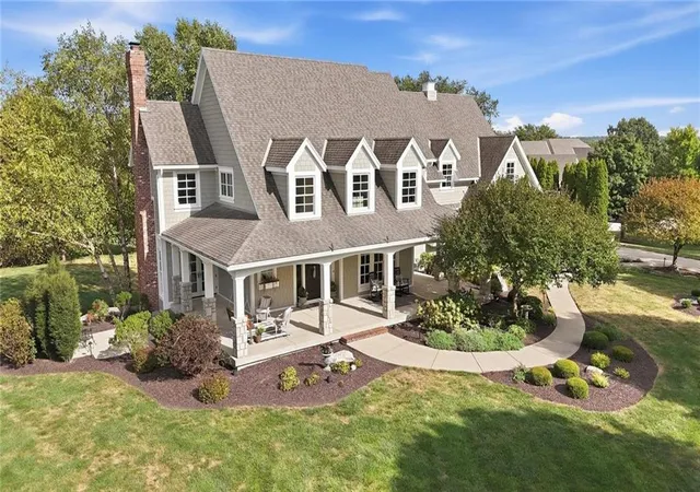 Photo 4 of Sale Pending at 17805 Bond Ave, Overland Park, KS 66221 | MLS# 2641779 | Listing updated on 2026-09-23