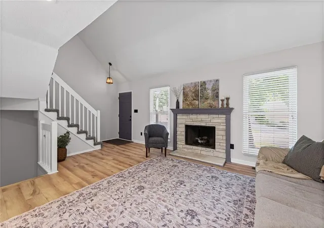 Photo 2 of Townhouse for sale at 10780 Oakmont St, Overland Park, KS 66210 | MLS# 2641794 | Listing updated on 2026-09-18