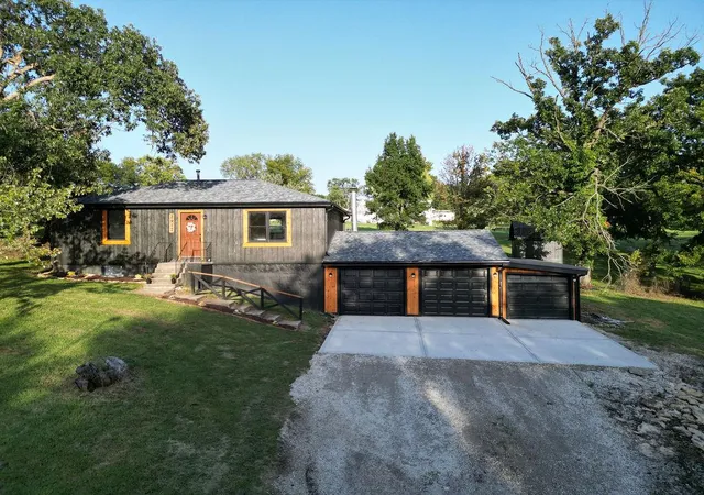 Single family home for sale at 2917 Stark Ave, Kansas City, MO 64129 | MLS# 2641805