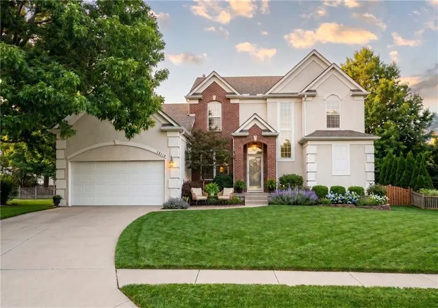 Photo 1 of Single family home for sale at 15118 W 157th Terrace, Olathe, KS 66062 | MLS# 2641815 | Listing updated on 2026-09-18