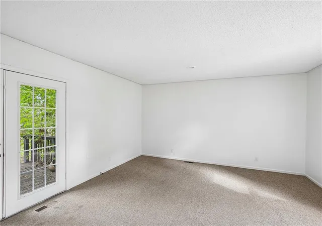 Photo 4 of Single family home for sale at 325 S Cherry St, Olathe, KS 66061 | MLS# 2642310 | Listing updated on 2026-09-19