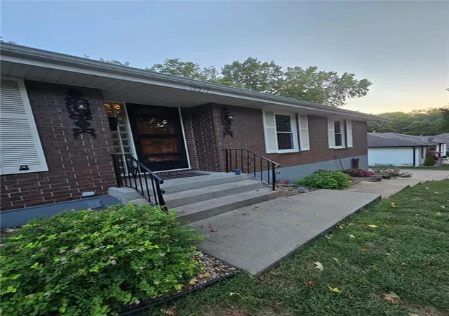 Photo 3 of Single family home for sale at 15917 E 41st Street, Independence, MO 64055 | MLS# 2642326 | Listing updated on 2026-09-17