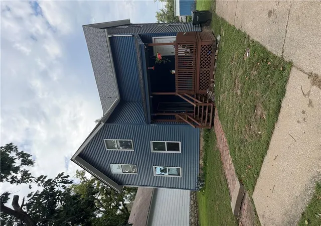 Photo 2 of Multi family home for sale at 912 Ottawa St, Leavenworth, KS 66048 | MLS# 2642567 | Listing updated on 2026-09-18