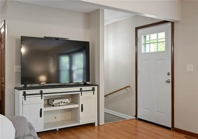 Photo 3 of Single family home for sale at 6115 Larson Ave, Kansas City, MO 64133 | MLS# 2642571 | Listing updated on 2026-09-17
