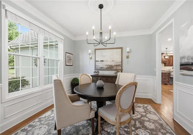 Photo 3 of Sale Pending at 15231 Woodson Ln, Overland Park, KS 66223 | MLS# 2642576 | Listing updated on 2026-09-26